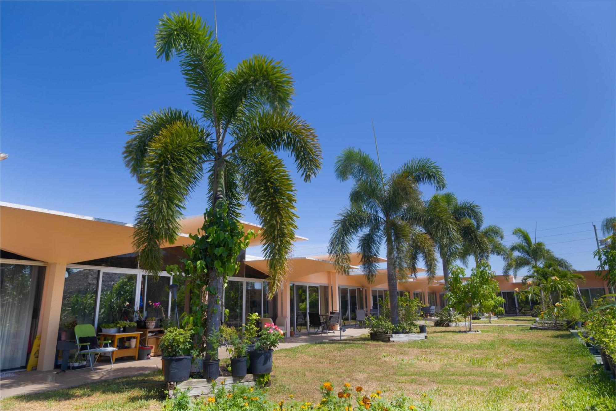 נורת' פורט Warm Mineral Springs Motel מראה חיצוני תמונה