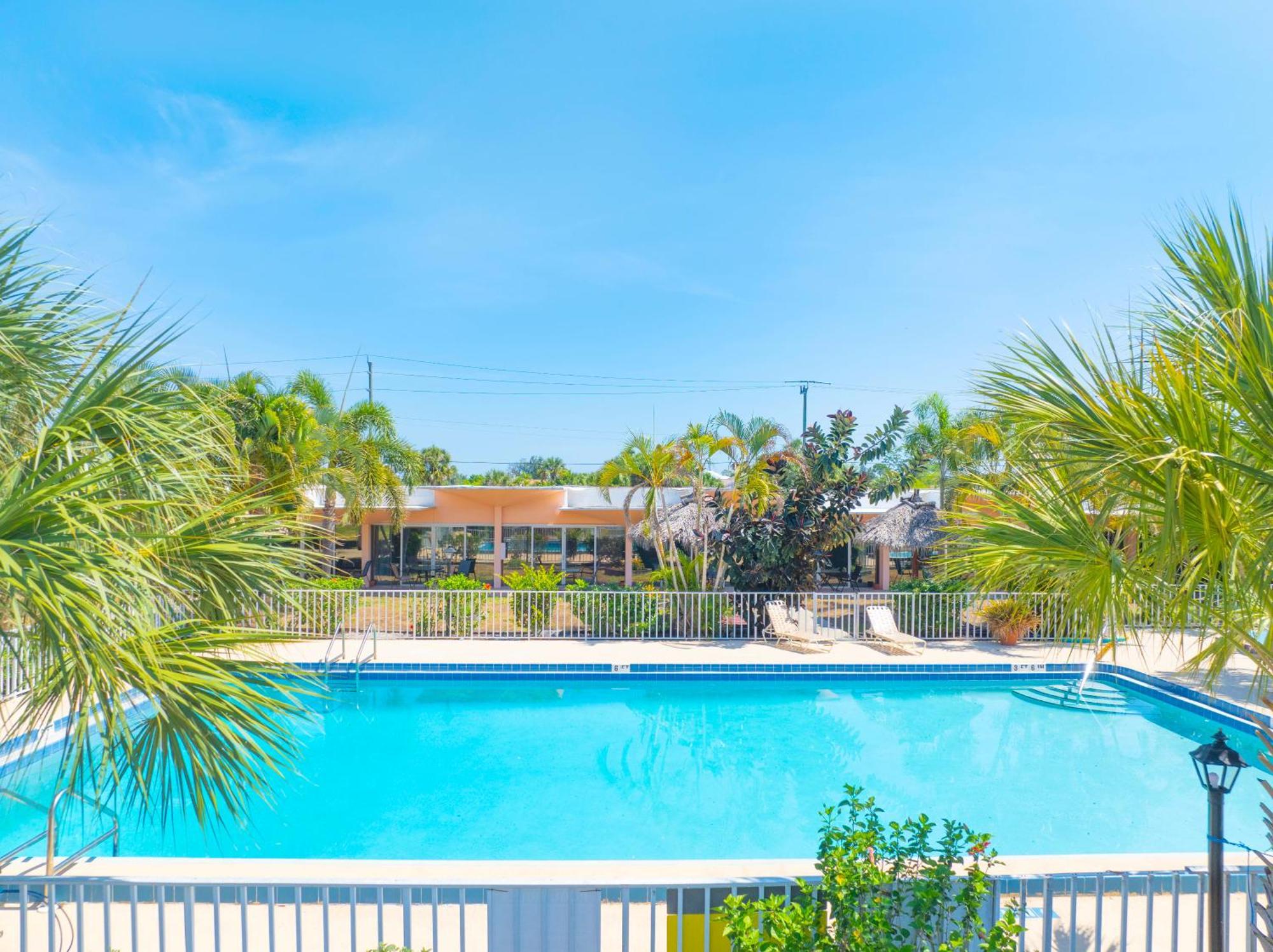 נורת' פורט Warm Mineral Springs Motel מראה חיצוני תמונה