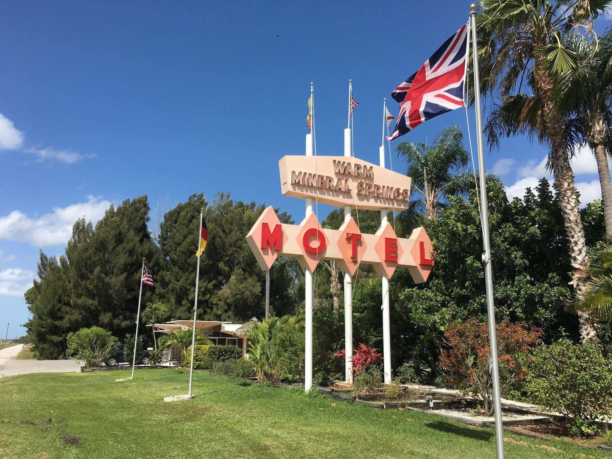 נורת' פורט Warm Mineral Springs Motel מראה חיצוני תמונה